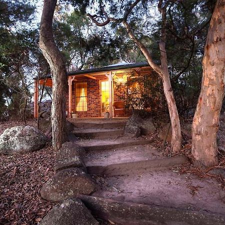 Honeysuckle Cottages Stanthorpe Extérieur photo
