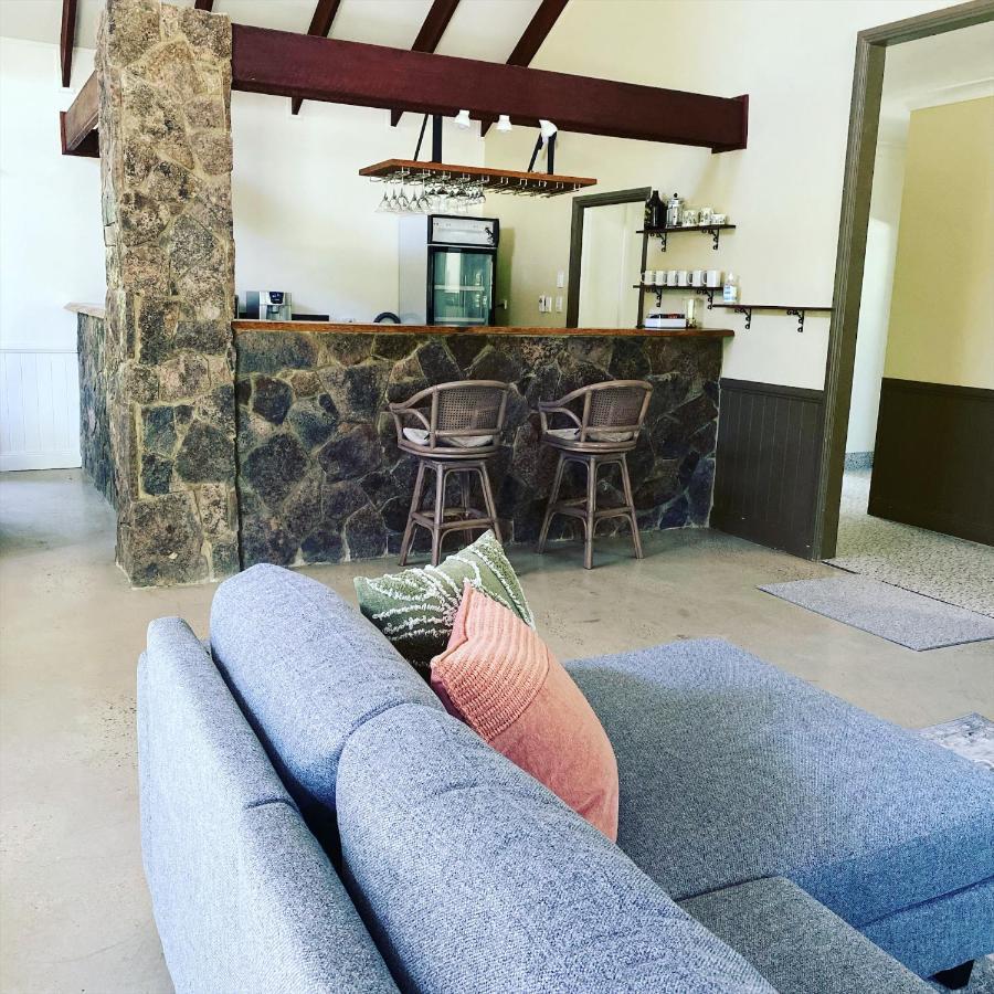 Honeysuckle Cottages Stanthorpe Extérieur photo