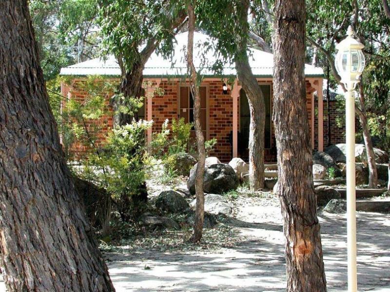Honeysuckle Cottages Stanthorpe Extérieur photo