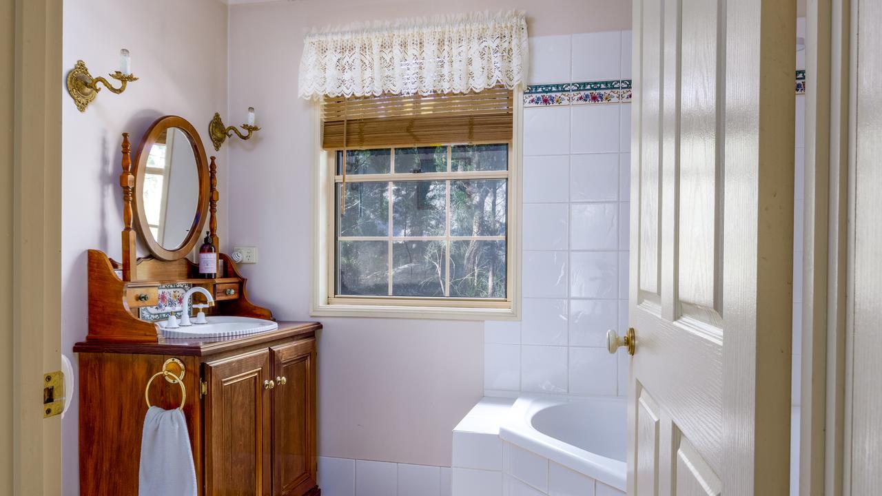 Honeysuckle Cottages Stanthorpe Extérieur photo