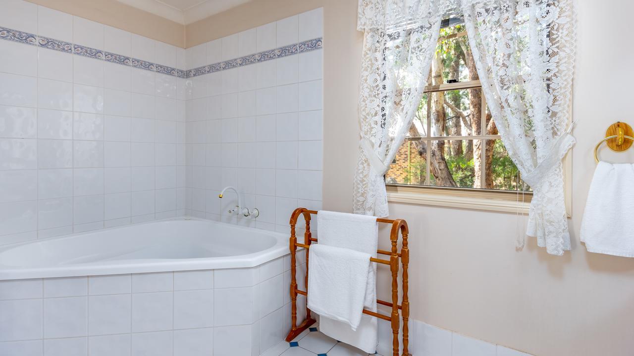 Honeysuckle Cottages Stanthorpe Extérieur photo